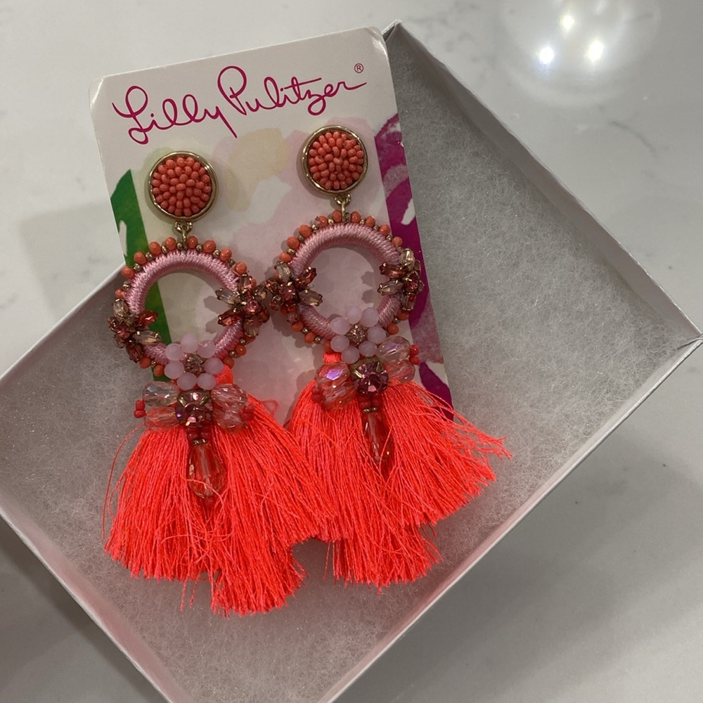 NWT Lilly Pulitzer Paradise Petals Earrings - Picture 2 of 5